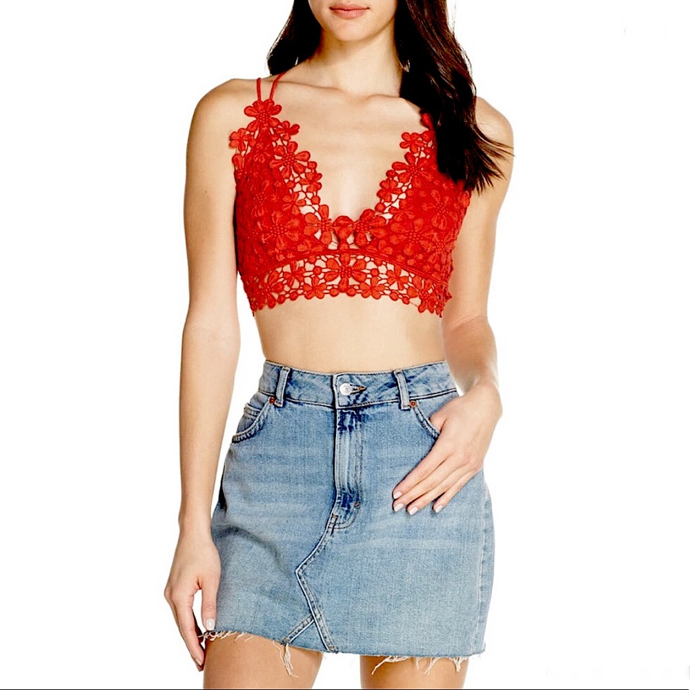 NEW INTIMATELY FP Red Floral Crochet Daisy Crop Top Bralette Sm NWT - Picture 6 of 7